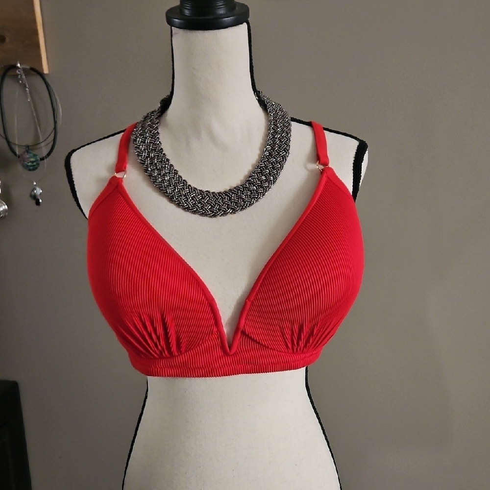Shade & Shore Bikini top 38D Red